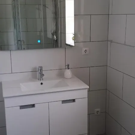 Bb Silvercoast Casa Flores Santa Catarina (Leiria)