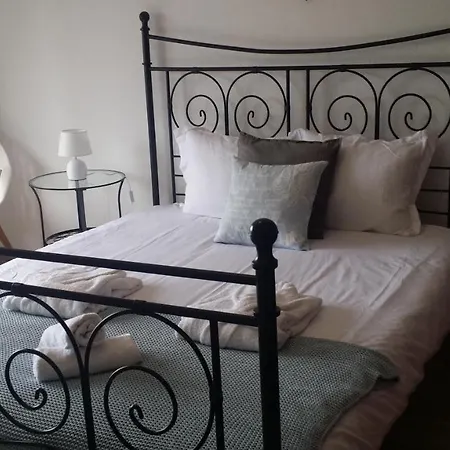 Bb Silvercoast Casa Flores Bed & Breakfast 4*