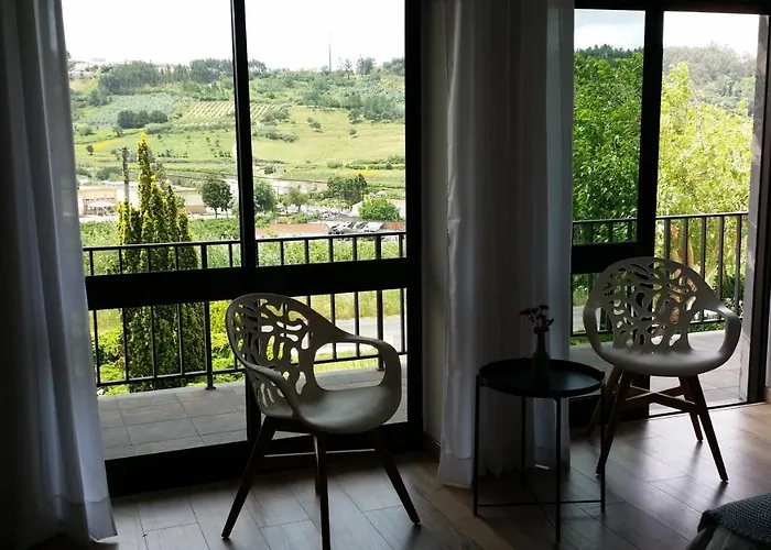 Bb Silvercoast Casa Flores Bed & Breakfast